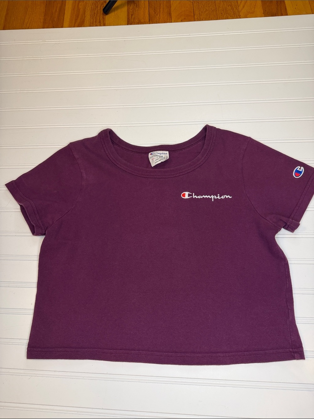 Champion Heritage Athletic Cropped boxy Tee 100%Cotton Size S embroidered logo - Picture 9 of 9